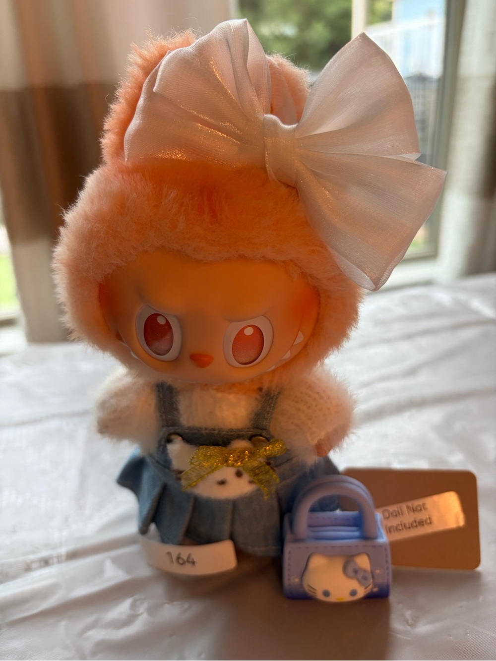 164, 164, 4 Pieces Hello Kitty Logo with Bow &Mini Purse 4 Labubu doll(No Doll)